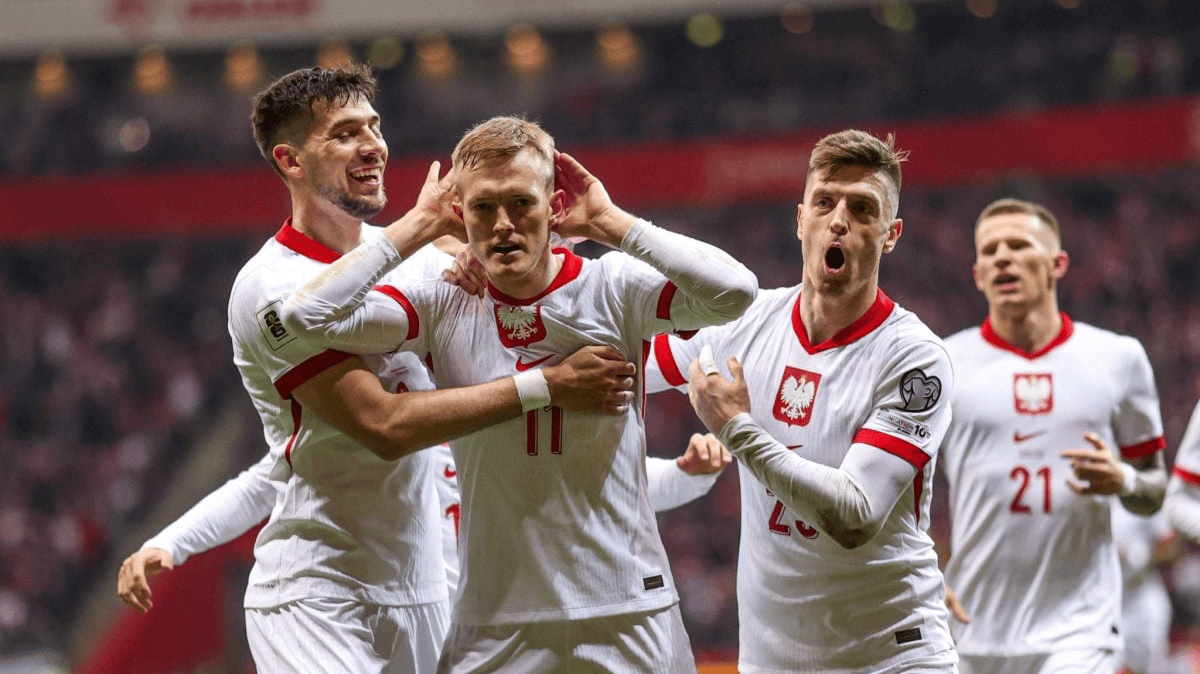 杏彩体育-波兰主场战胜瑞士，跻身小组前列的简单介绍