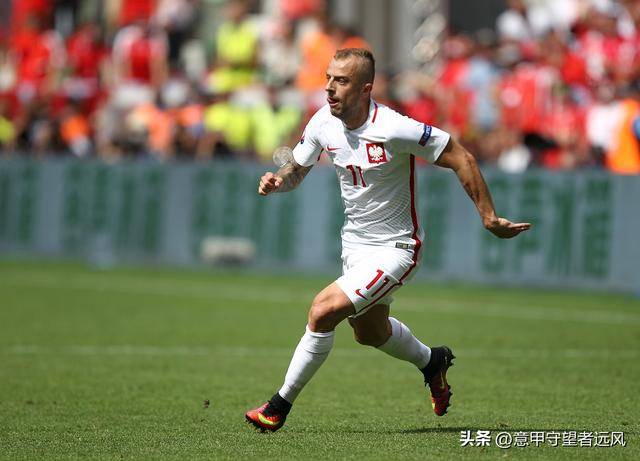 波兰主场战胜瑞士，跻身小组前列的简单介绍