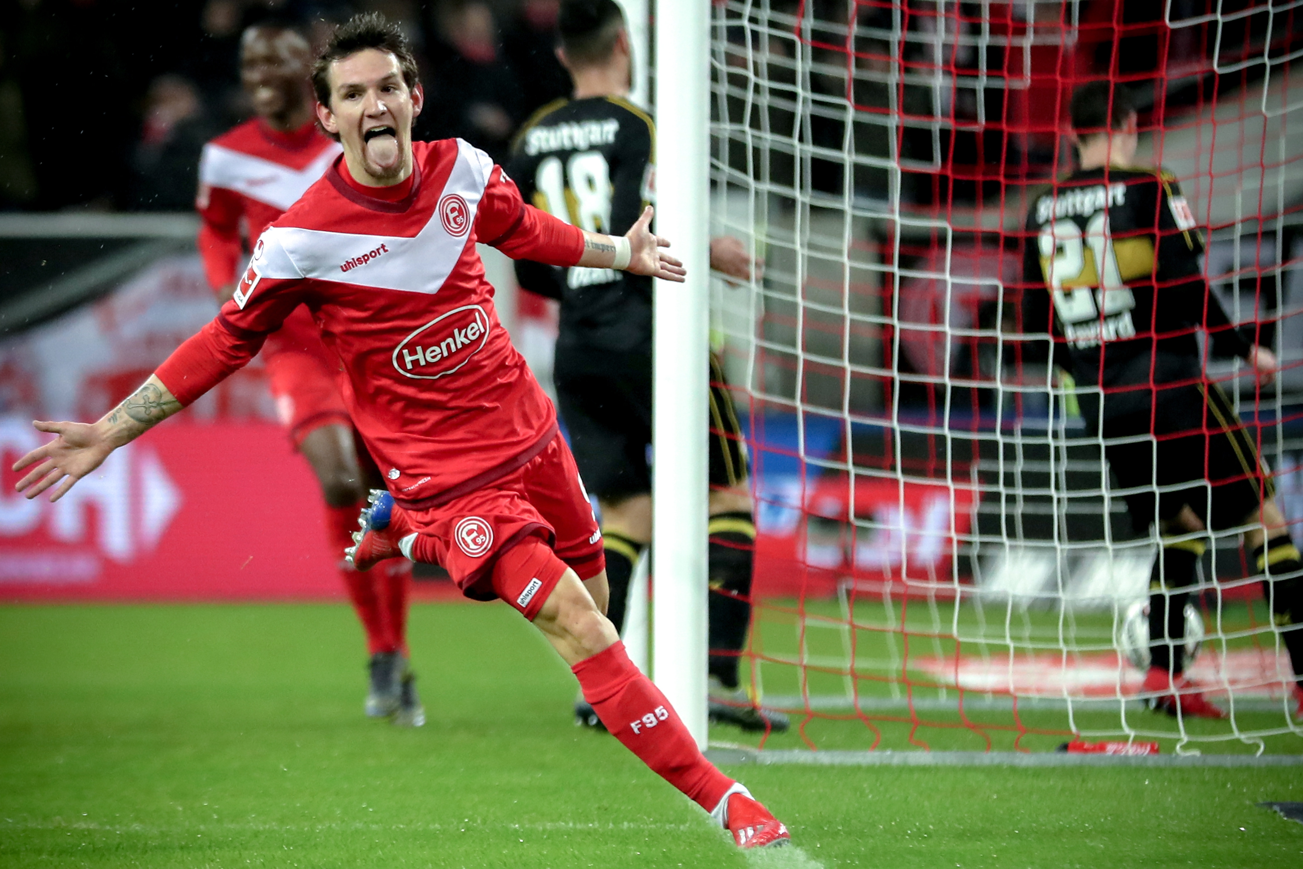 杏彩体育官网-斯图加特力克杜塞尔多夫，豪取三分的简单介绍