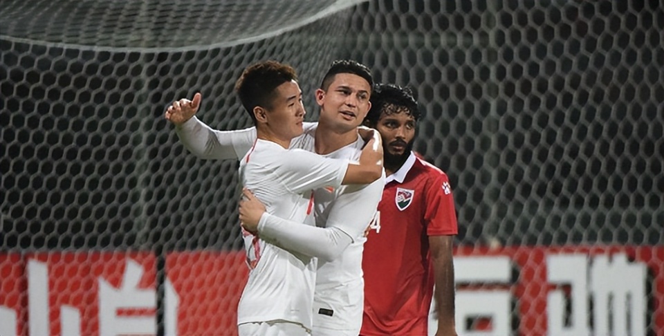 杏彩体育直播-上海申花对战河南建业，赛场对决胜负难料的简单介绍