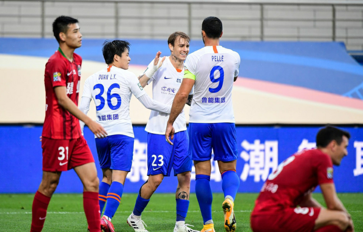 杏彩体育地址-山东鲁能主场大捷，积分榜前三位置牢固的简单介绍