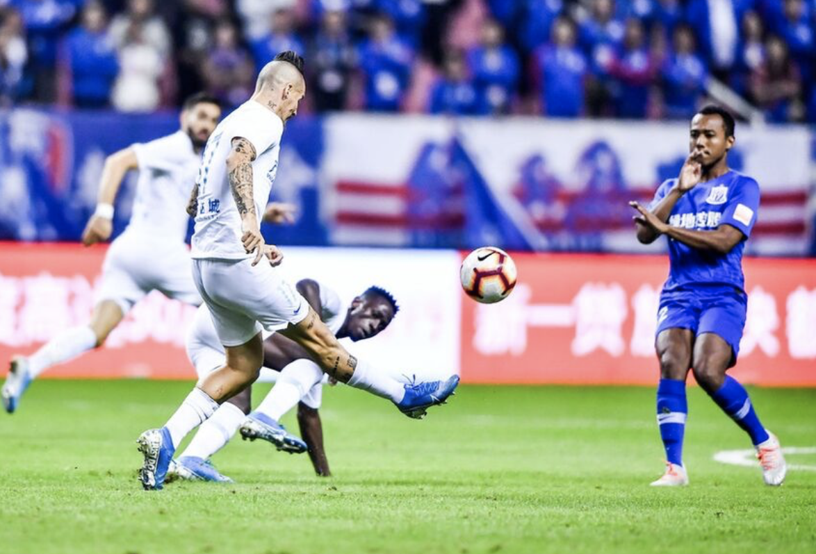 山东鲁能主场大捷,积分榜前三位置牢固的简单介绍 山东鲁能主场大捷,积分榜前三位置牢固的简单介绍