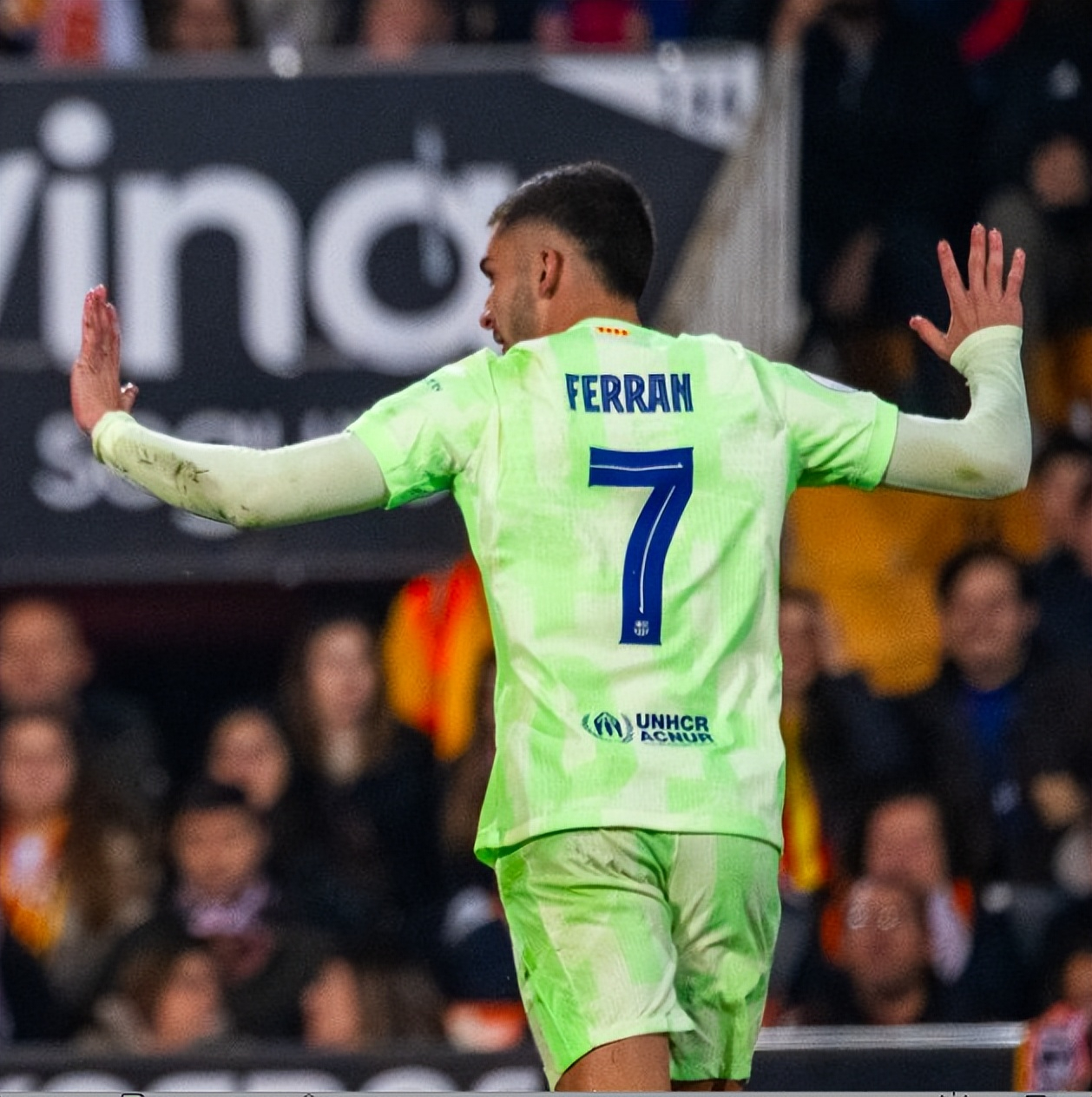 杏彩体育网页版-关于瓦伦西亚客场逆袭力挽狂澜保住资格的信息