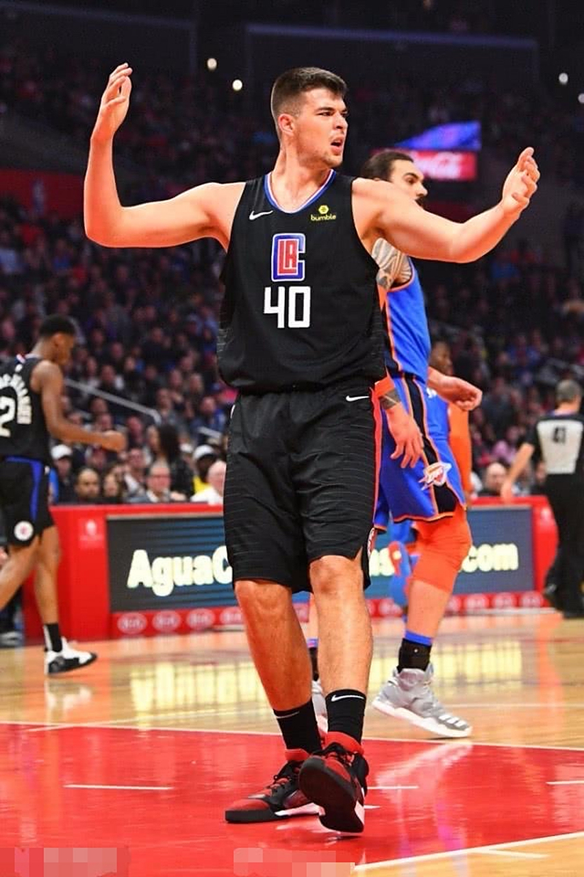 杏彩体育下载-快船大胜爵士晋级西部半决赛，莱昂纳德表现出色的简单介绍