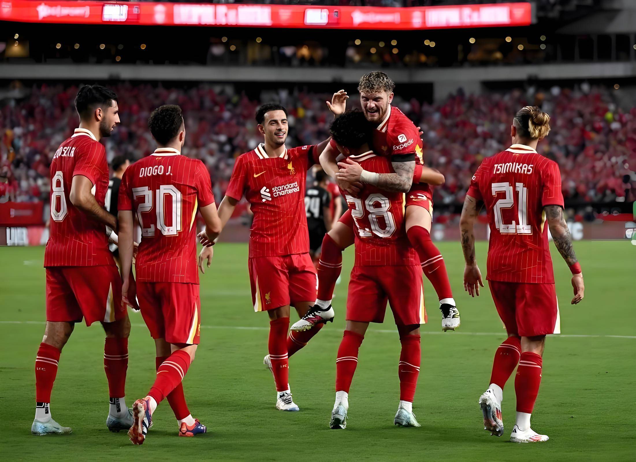 包含马德里竞技中场传球精准，展现团队配合默契的词条