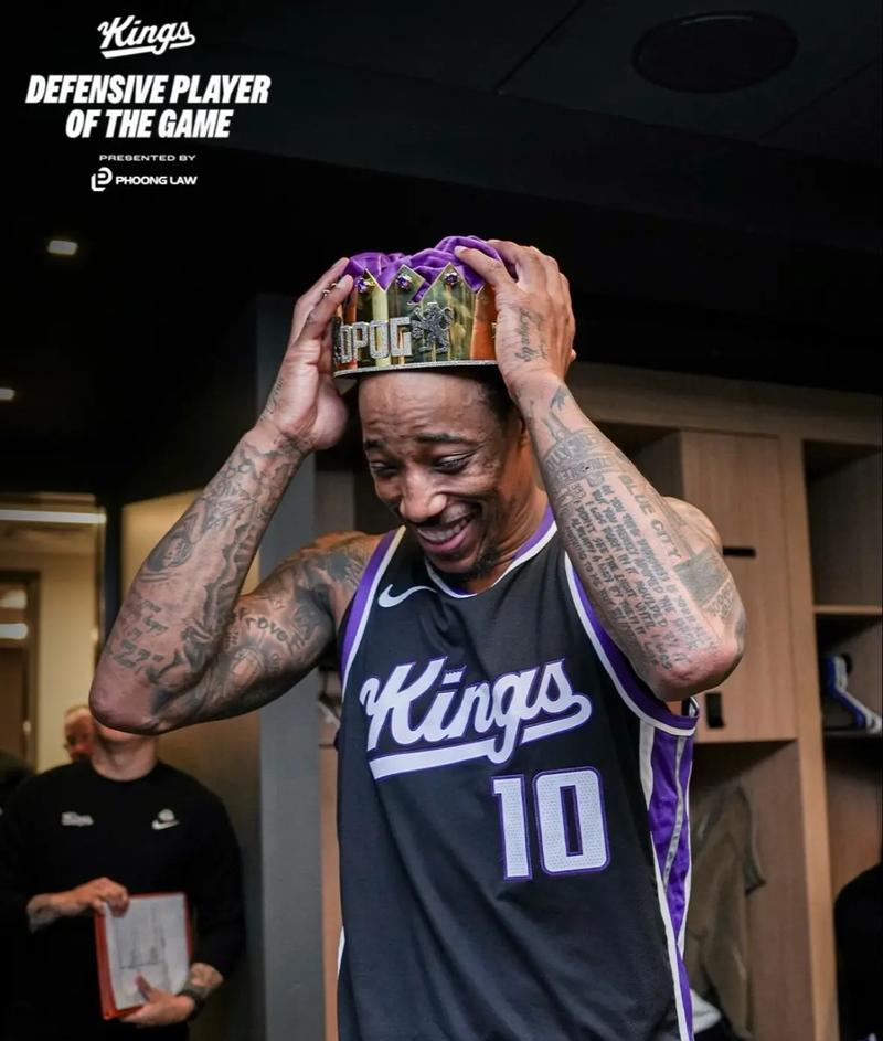 马刺不敌开拓者,德罗赞独得27分 马刺不敌开拓者,德罗赞独得27分