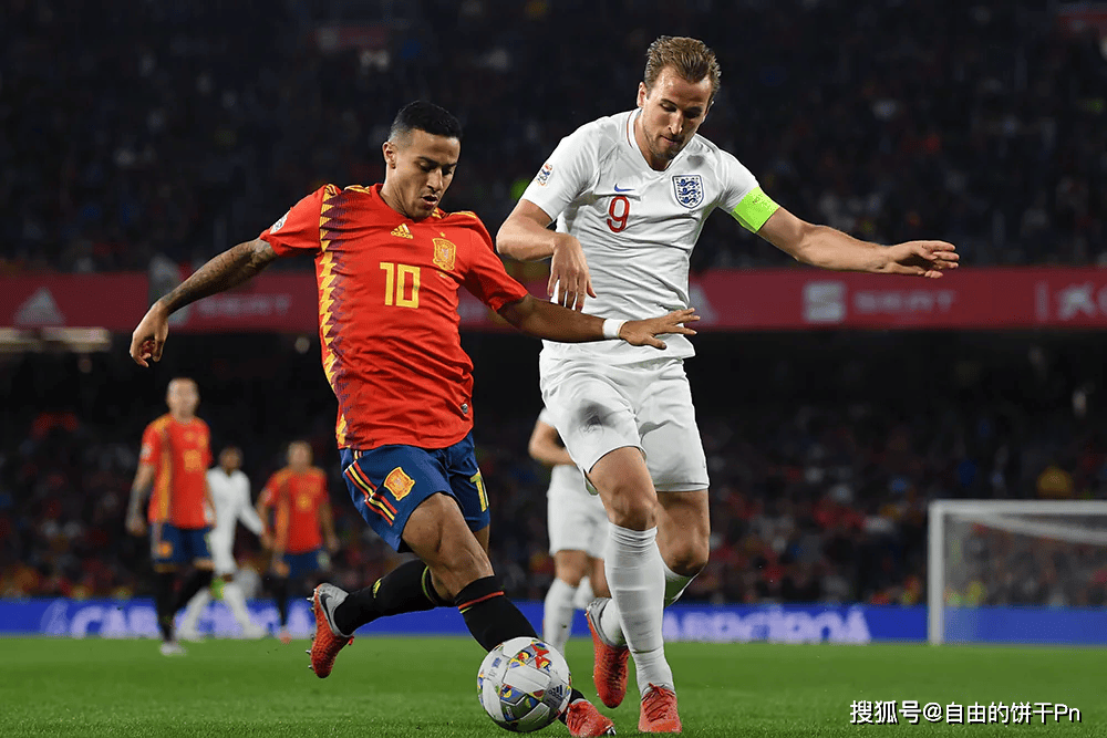 杏彩体育app下载-英格兰队在国外足球比赛中受挫